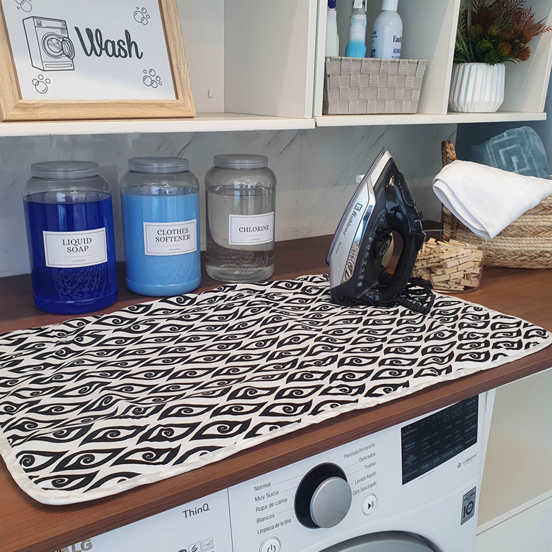 Tapete de planchado Máxima Hogar 85×50 cm | Algodón 100%, antideslizante y portátil